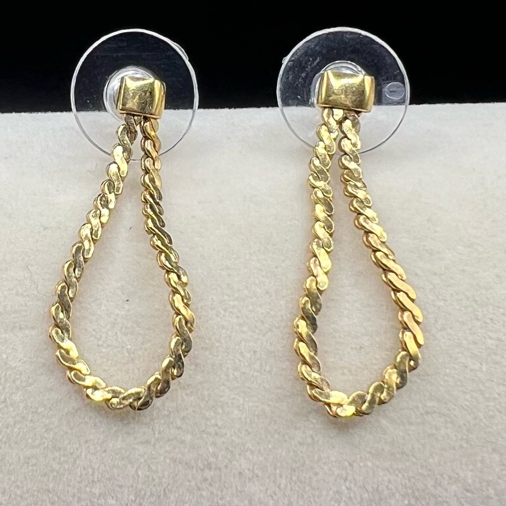 Elegant Gold Chain Loop Earrings
